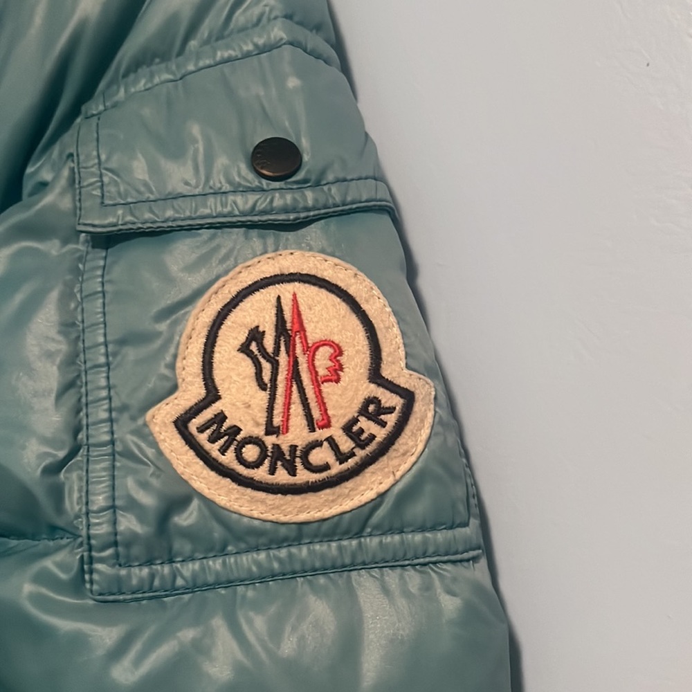 Moncler - Picture 2 of 4